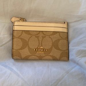 Coach tan and cream small wallet